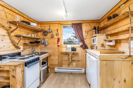 This Lodge is a vacation rental resort near Grand Mesa - image 16
