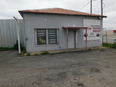 Prime Commercial Property in Coleman Texas - image 1