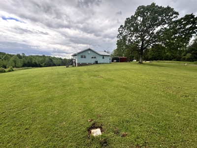 Small Country Home on 5 Acres McNariy County TN - image 3
