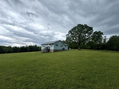 Small Country Home on 5 Acres McNariy County TN - image 15