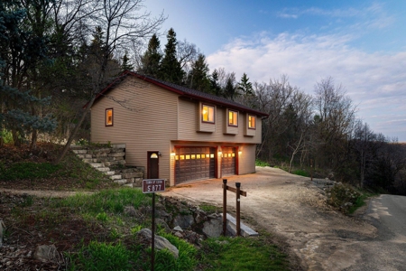 2- Country Homes on 12 +/- Acres - image 1