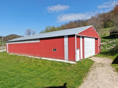 Online-Only Auction | 253+/- Acre Farm with Two Homes - image 25