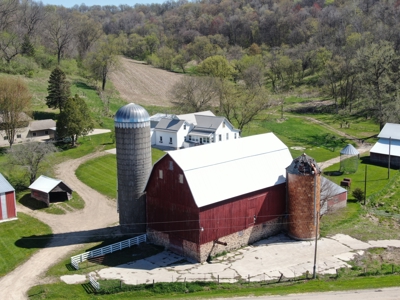 Online-Only Auction | 253+/- Acre Farm with Two Homes - image 23