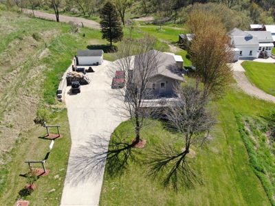 Online-Only Auction | 253+/- Acre Farm with Two Homes - image 42