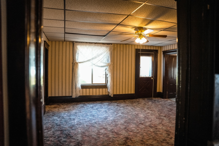 Online-Only Auction | 253+/- Acre Farm with Two Homes - image 9