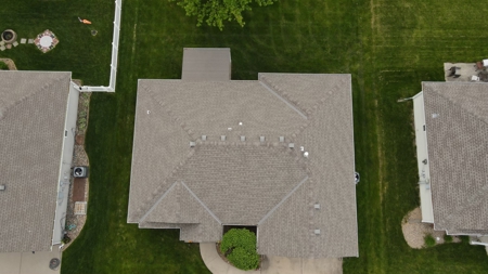 Home for sale in Raymore Missouri - image 22
