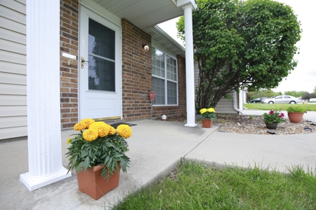 Home for sale in Raymore Missouri - image 28