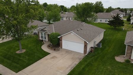 Home for sale in Raymore Missouri - image 27