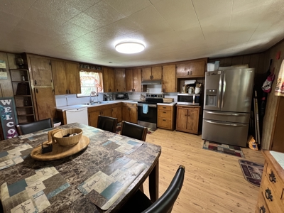 Country Home and 40 Acres – Pasture, Woods, Ponds & Scenic Views - image 23