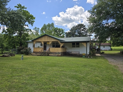 Country Home and 40 Acres – Pasture, Woods, Ponds & Scenic Views - image 9