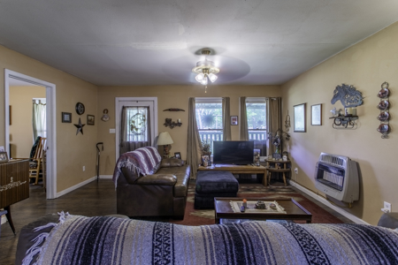 Home For Sale in Salem, Arkansas - image 5