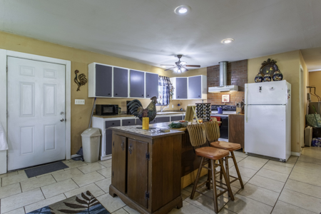 Home For Sale in Salem, Arkansas - image 9