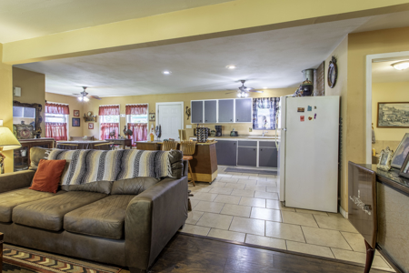 Home For Sale in Salem, Arkansas - image 14