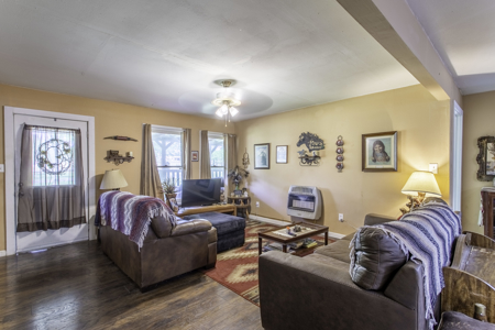 Home For Sale in Salem, Arkansas - image 3