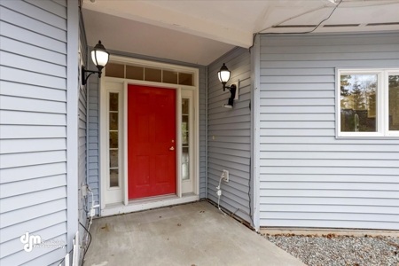 Private Horse Property for Sale in Anchorage, AK w/ Home Warranty - image 3
