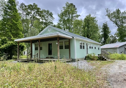 Home with Water Access in Bath NC For Sale - image 8