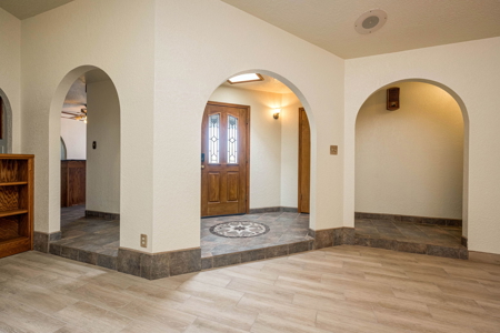 Custom Home with Dream Shop & Room for Horses in Mesilla Park, NM - image 4