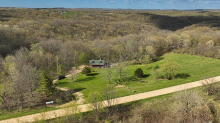 Mississippi River Hilltop Cabin for Sale in Crawford County, WI - image 40
