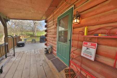 Mississippi River Hilltop Cabin for Sale in Crawford County, WI - image 7