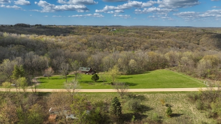 Mississippi River Hilltop Cabin for Sale in Crawford County, WI - image 41