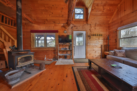 Mississippi River Hilltop Cabin for Sale in Crawford County, WI - image 13