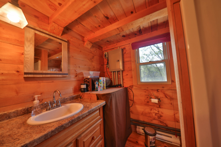 Mississippi River Hilltop Cabin for Sale in Crawford County, WI - image 18