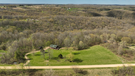 Mississippi River Hilltop Cabin for Sale in Crawford County, WI - image 36