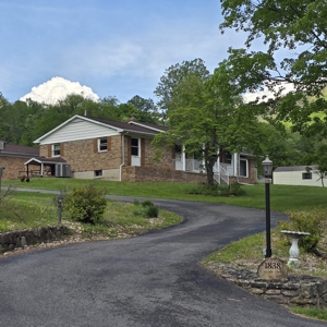 Brick Ranch Home for Sale in Pembroke VA - image 10