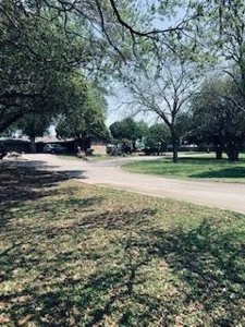 Unique Contemporary Nueces River Front Home - image 42