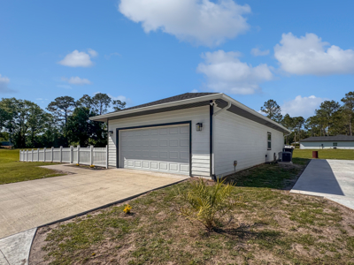 Country Home on Corner Property For Sale in Lake Butler, FL! - image 2