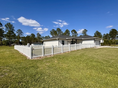 Country Home on Corner Property For Sale in Lake Butler, FL! - image 11