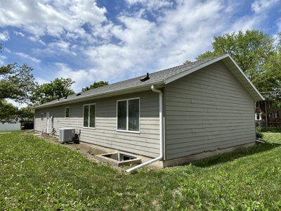 Nebraska Town Home For Sale in Crete NE - image 10