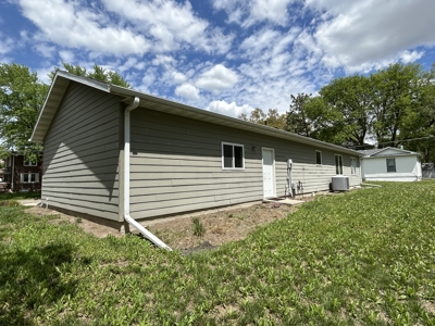 Nebraska Town Home For Sale in Crete NE - image 7