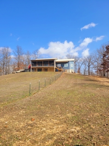 Lakefront Property Country Homes With Acreage For Sale - image 22