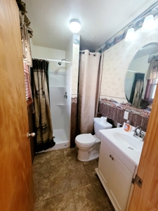 Lakefront Property Country Homes With Acreage For Sale - image 19