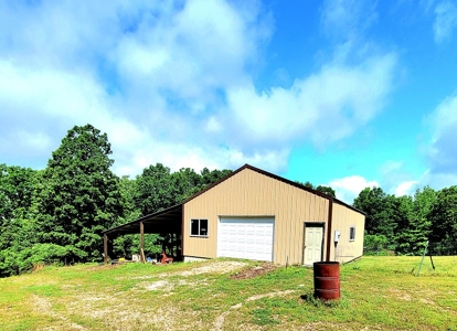 Lakefront Property Country Homes With Acreage For Sale - image 5