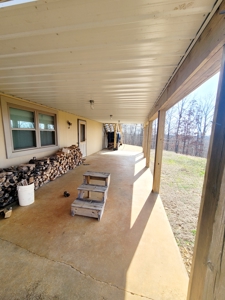 Lakefront Property Country Homes With Acreage For Sale - image 26