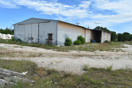 House and Shop on nearly 2 acres in Young County, Texas - image 5