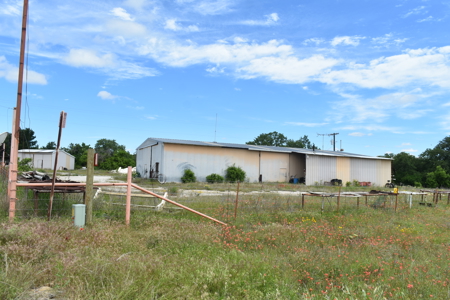 House and Shop on nearly 2 acres in Young County, Texas - image 6