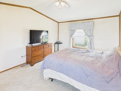 Dual Living in the Country: Two Homes, One Beautiful Property - image 46