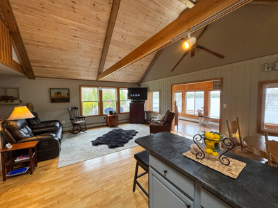 Lincoln Maine Lakeside Retreat - image 18