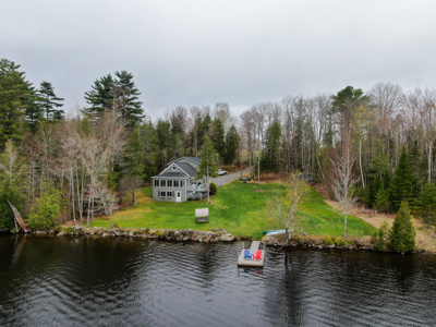 Lincoln Maine Lakeside Retreat - image 5