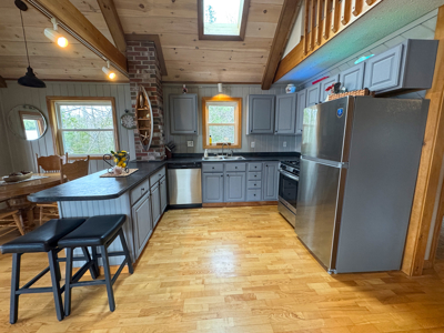 Lincoln Maine Lakeside Retreat - image 15