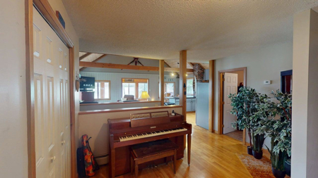Lincoln Maine Lakeside Retreat - image 22