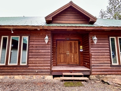 Secluded Log Home in Pines on 35 Private Acres - image 27