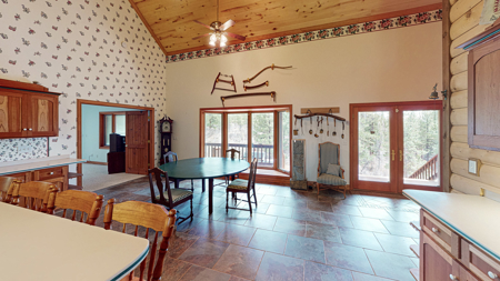 Secluded Log Home in Pines on 35 Private Acres - image 8