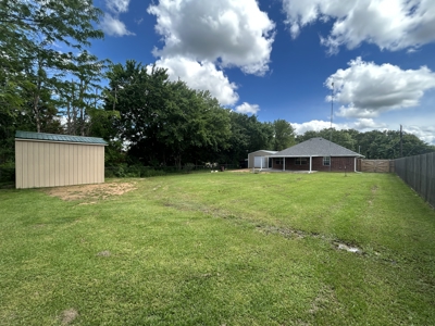 Brick Home For Sale in Powderly TX - image 26