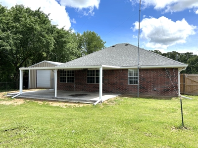 Brick Home For Sale in Powderly TX - image 22