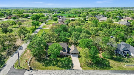 Large Country Home for Sale in Grayson County, Texas - image 34