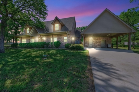 Large Country Home for Sale in Grayson County, Texas - image 38